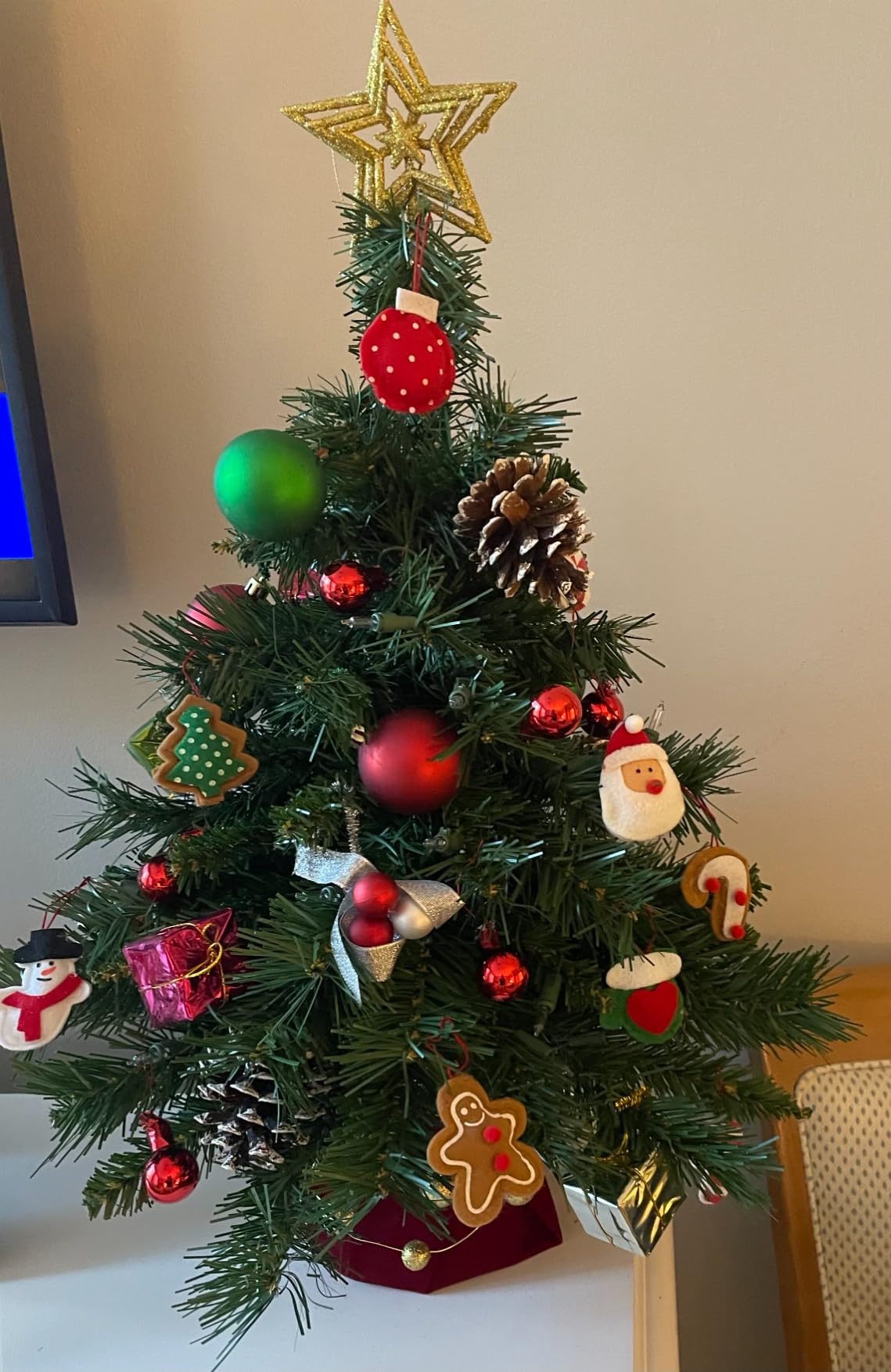 National Tree Company 24in Pre-Lit Majestic Fir Mini Christmas Tree thumbnail 5